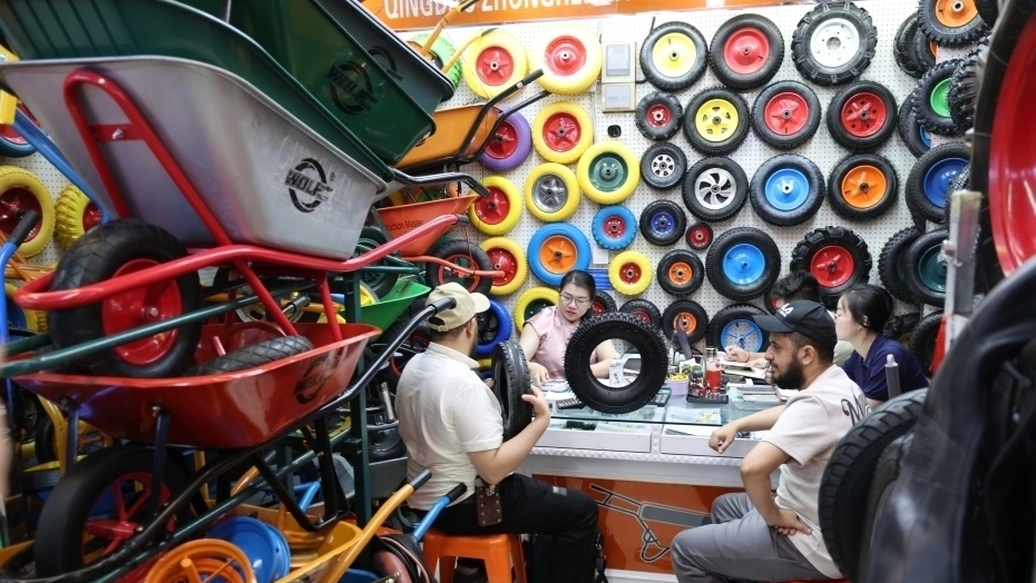 浙江義烏國際商貿城。