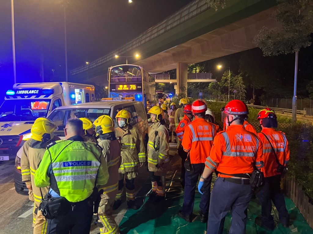 现场为香港仔隧道(往香港仔方向)近海洋公园站。黄俊华摄