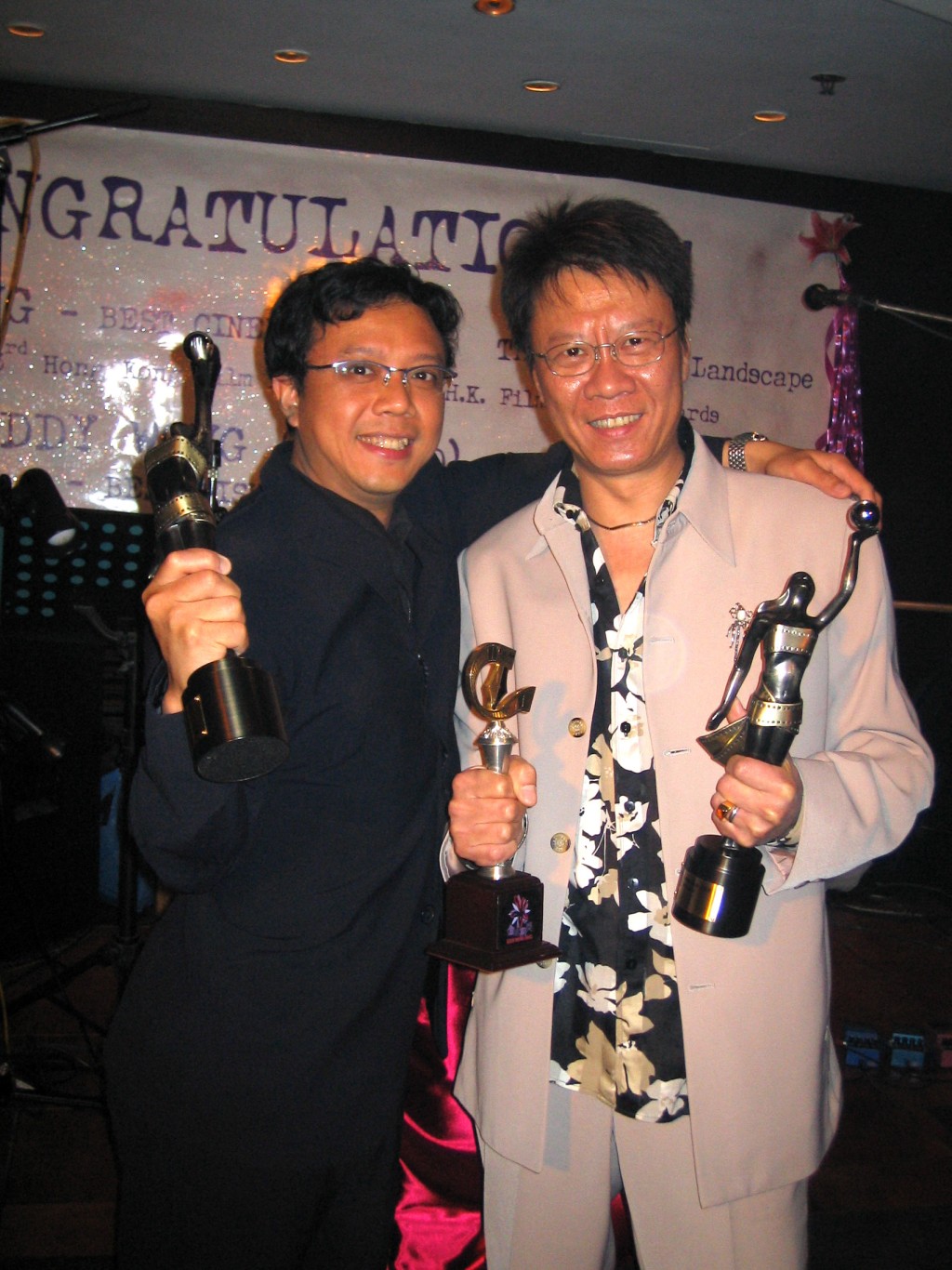 黄岳泰至今已获得过九次香港电影金像奖最佳摄影奖。