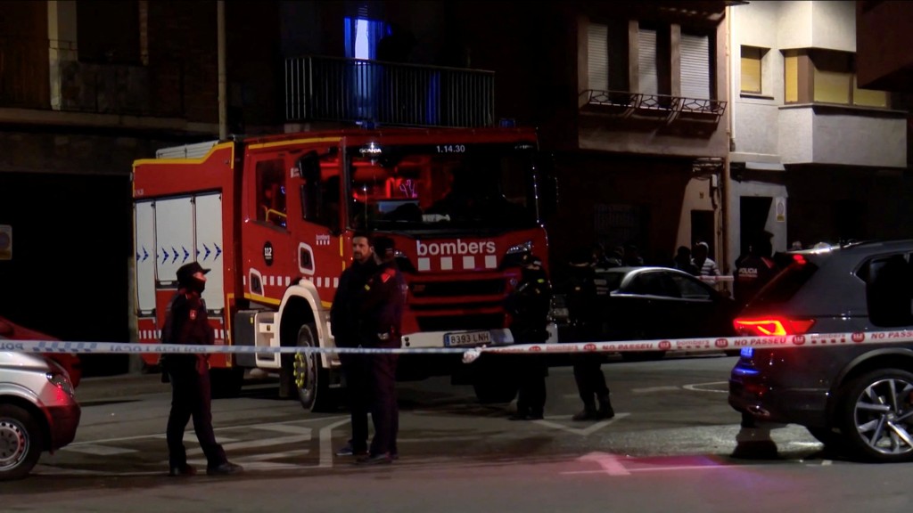 西班牙加泰羅尼亞公寓大火 5名年輕人死亡 4人輕傷。路透社