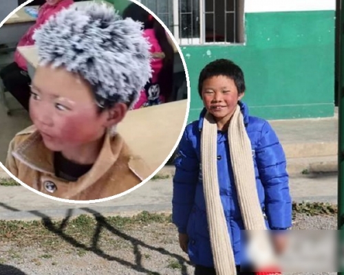 「冰花男孩」王福滿事件曝光後，生活條件大為改善。網圖