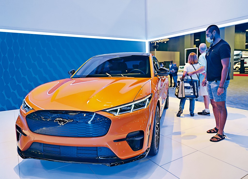 福特積極拓展電動汽車業務,推出野馬Mach-E。