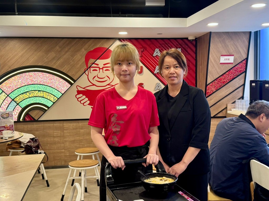 李諾兒開始主動關心母親，「我和女兒溝通得更加深入，差不多收工時會打電話問我回到哪，回到家後會沖茶給我」。