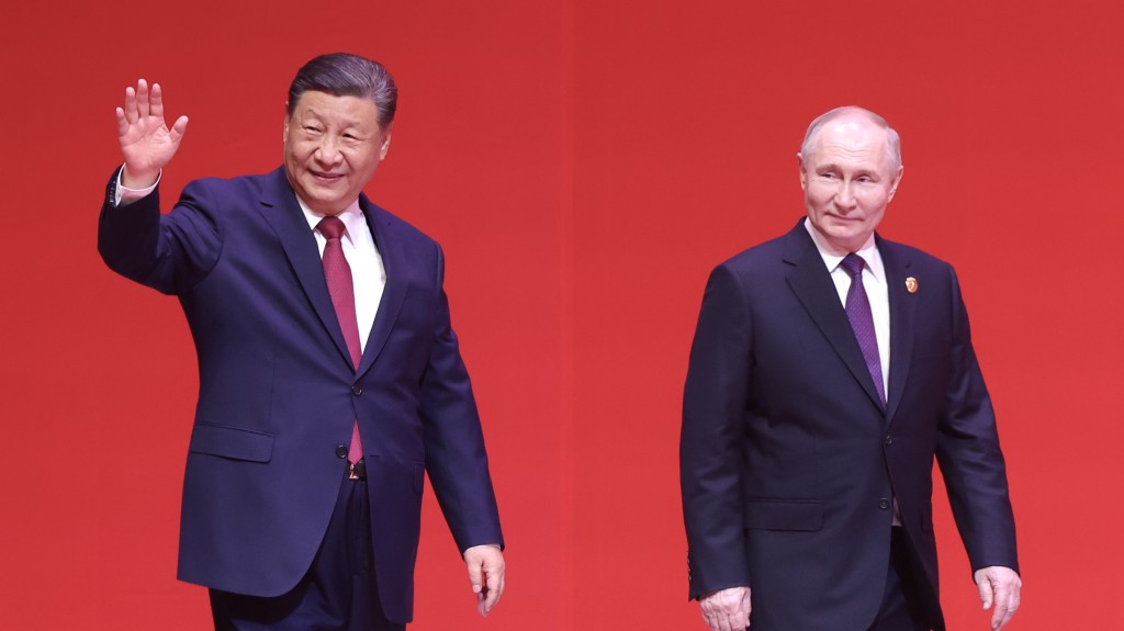 中俄關係對全球政治有重大影響。 新華社