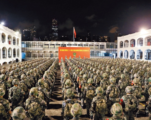 陸軍部隊組織輪換交接儀式。