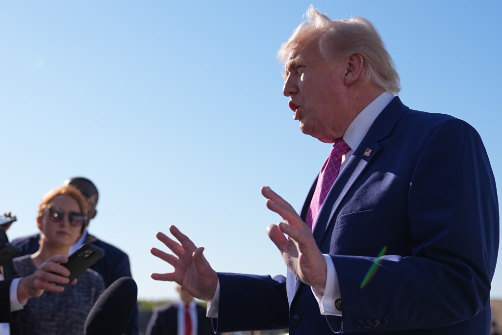 特朗普表明,绝不允许伊朗拥有核武器。美联社 特朗普表明,绝不允许伊朗拥有核武器。美联社