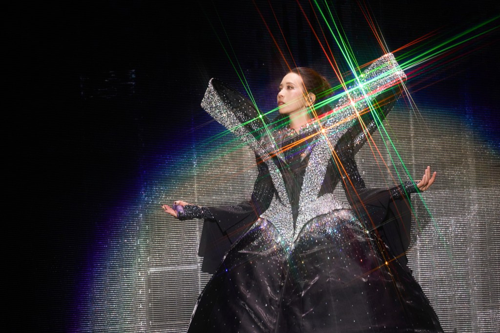 在嘉賓名單亦引起網民熱議。 在嘉賓名單亦引起網民熱議。