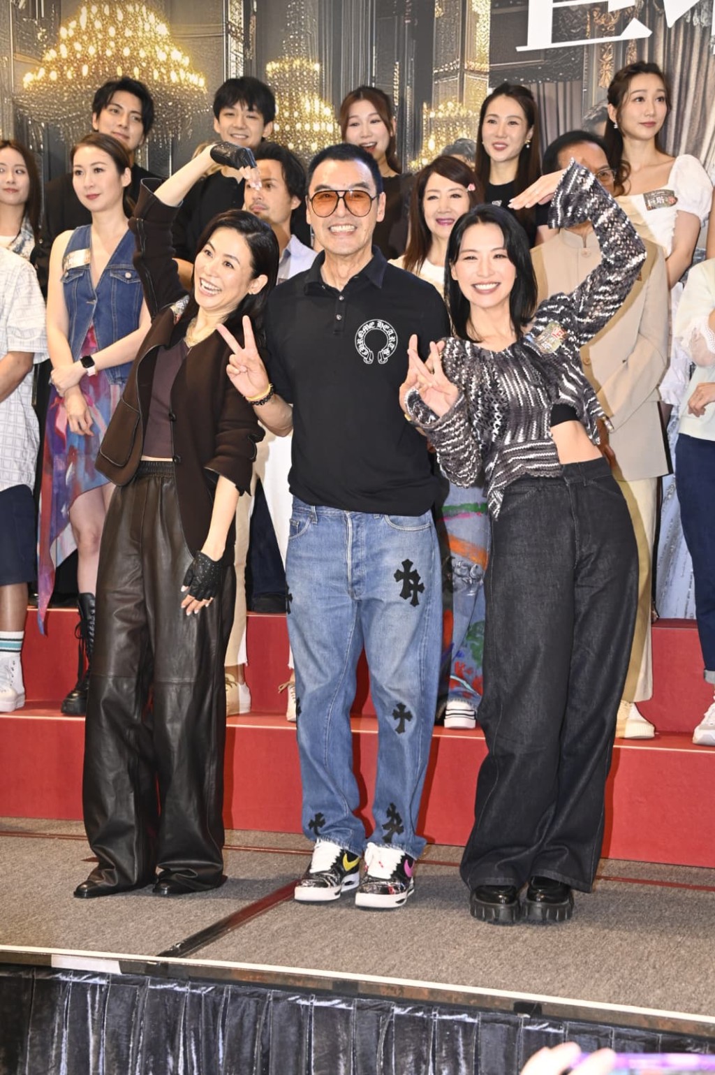 宣萱、鍾鎮濤、陳煒出席TVB劇集《巨塔之后》宣傳活動。