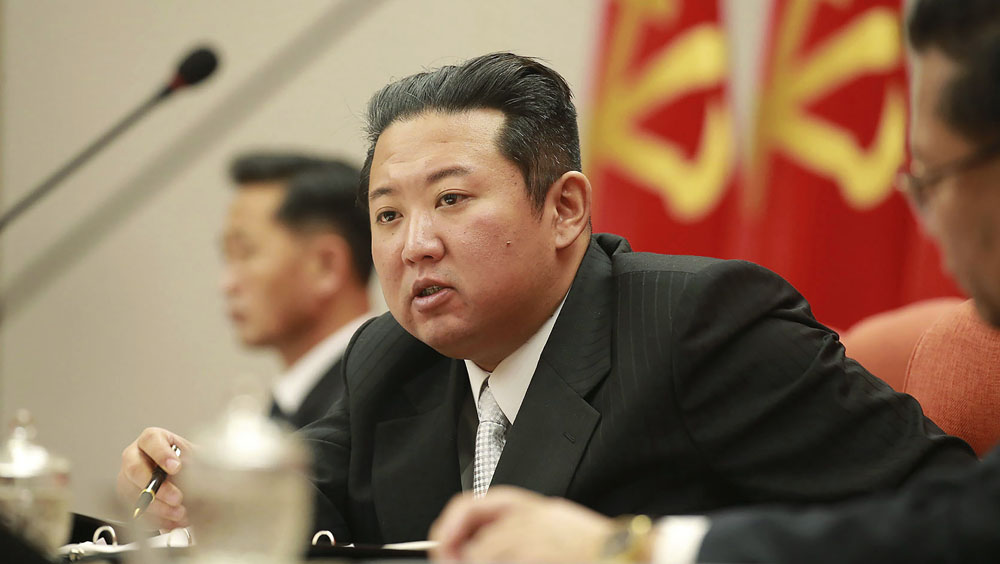 金正恩：長期與美對抗，暗示北韓再啟動核試。AP圖片