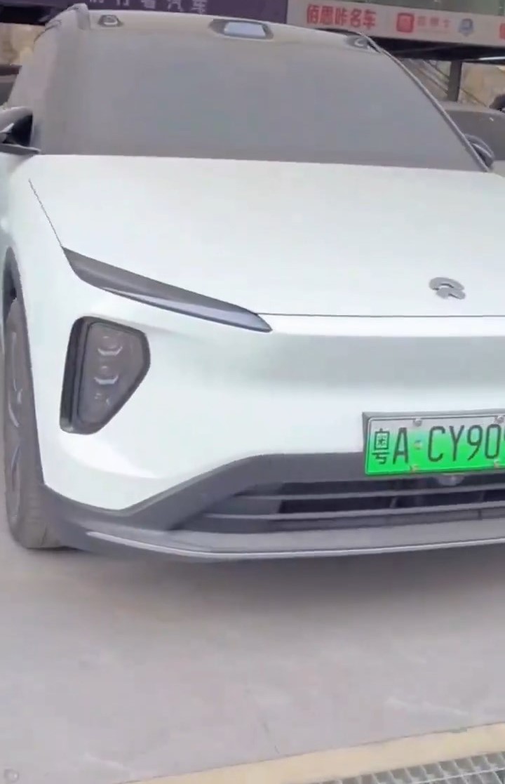 網傳廣州有人利用卑劣招數逼遷。微博@馬隊okk