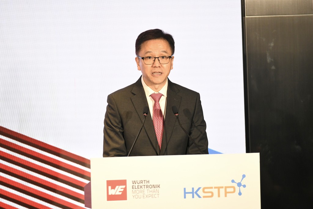 創新科技及工業局局長孫東表示,這次合作標誌著香港創新科技生態系統的一個重要里程碑。何健勇攝 創新科技及工業局局長孫東表示,這次合作標誌著香港創新科技生態系統的一個重要里程碑。何健勇攝