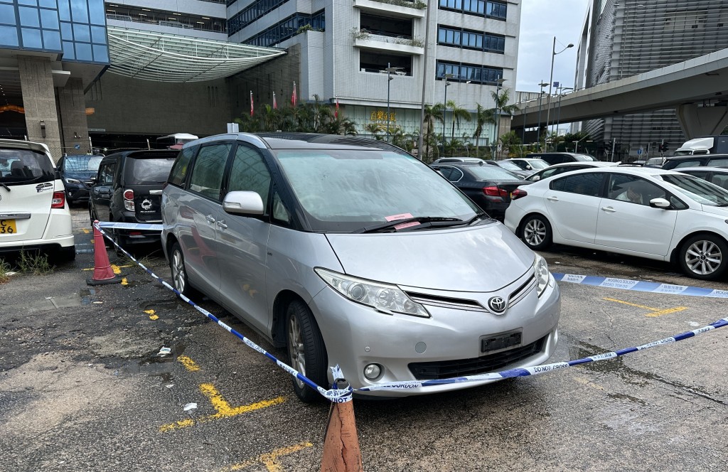 劫匪乘接應私家車逃遁，及後私家車在九龍灣被發現。資料圖片