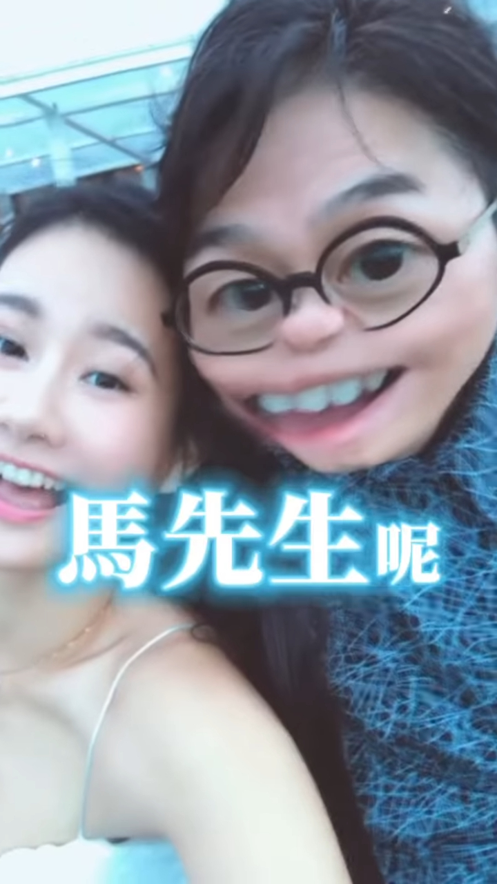 五索趁父親節前夕在IG上載影片，見到馬清鏗出鏡。