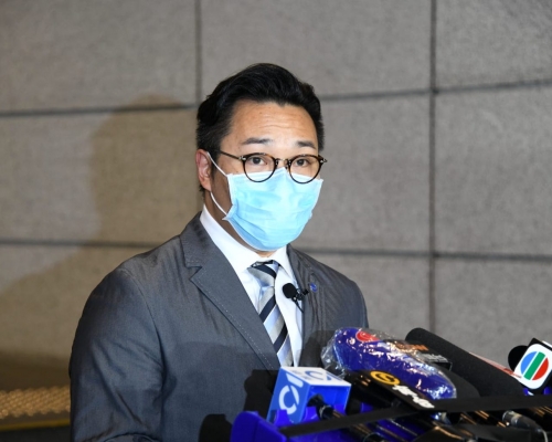 警方交代案情。