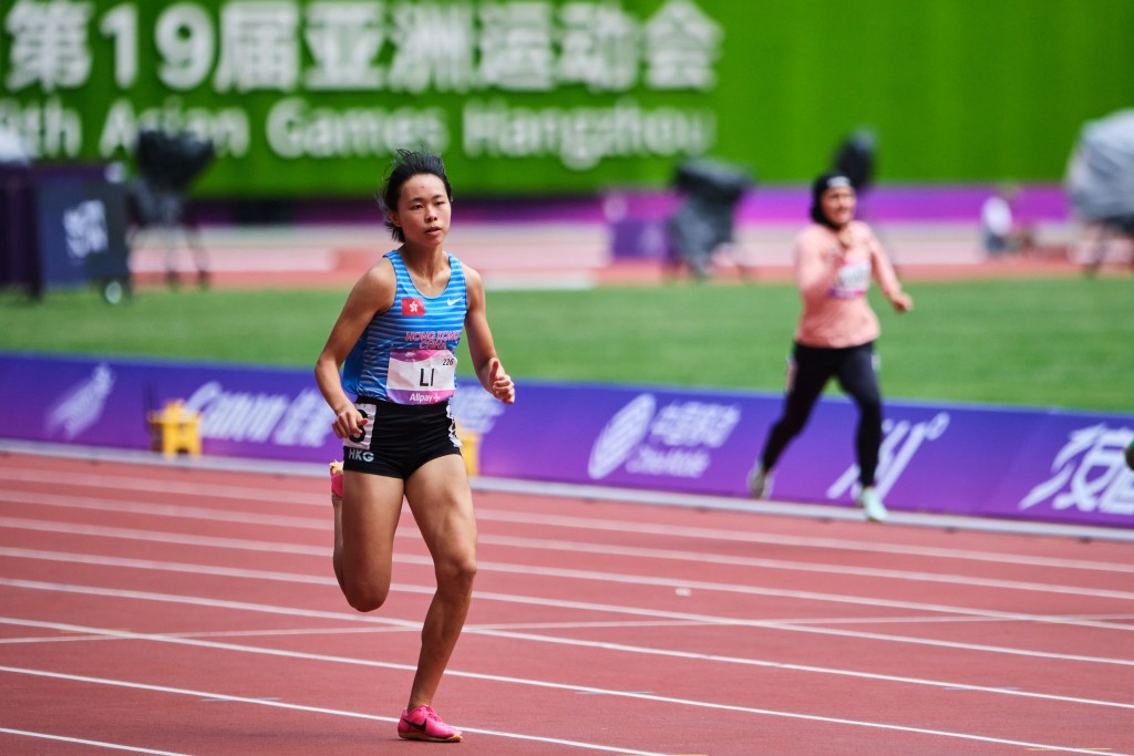  李紫桃於女子200米初賽得小組第5名。港協暨奧委會圖片