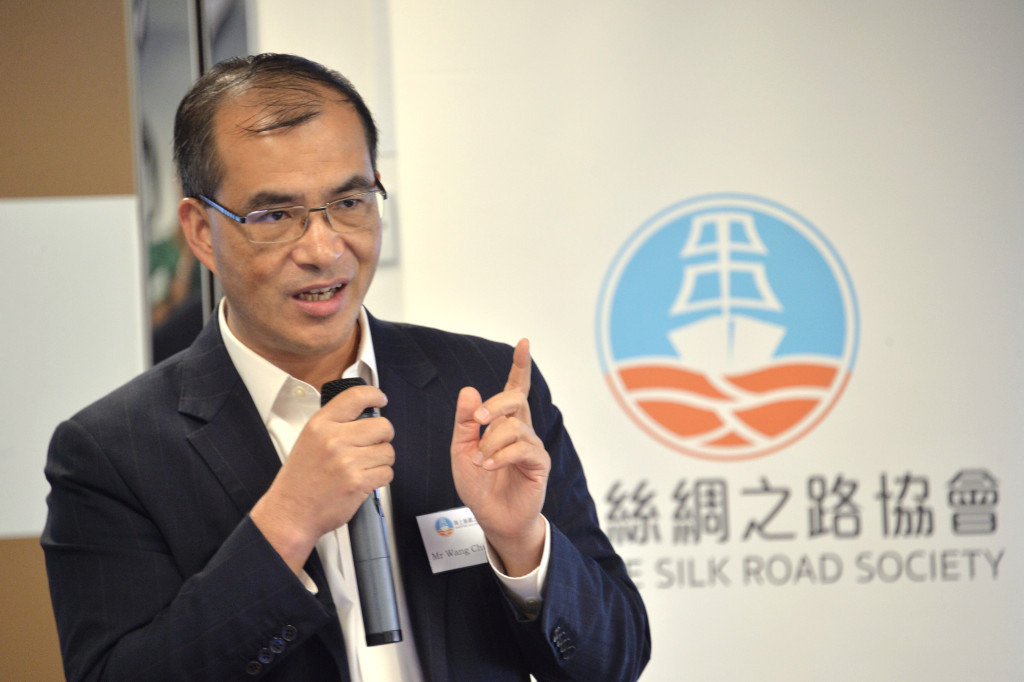 副组长、前中央政策组首席研究主任王春新表示，香港落实高质量发展不但能推动经济改善民生，还能以香港所长配合国家所需。资料图片