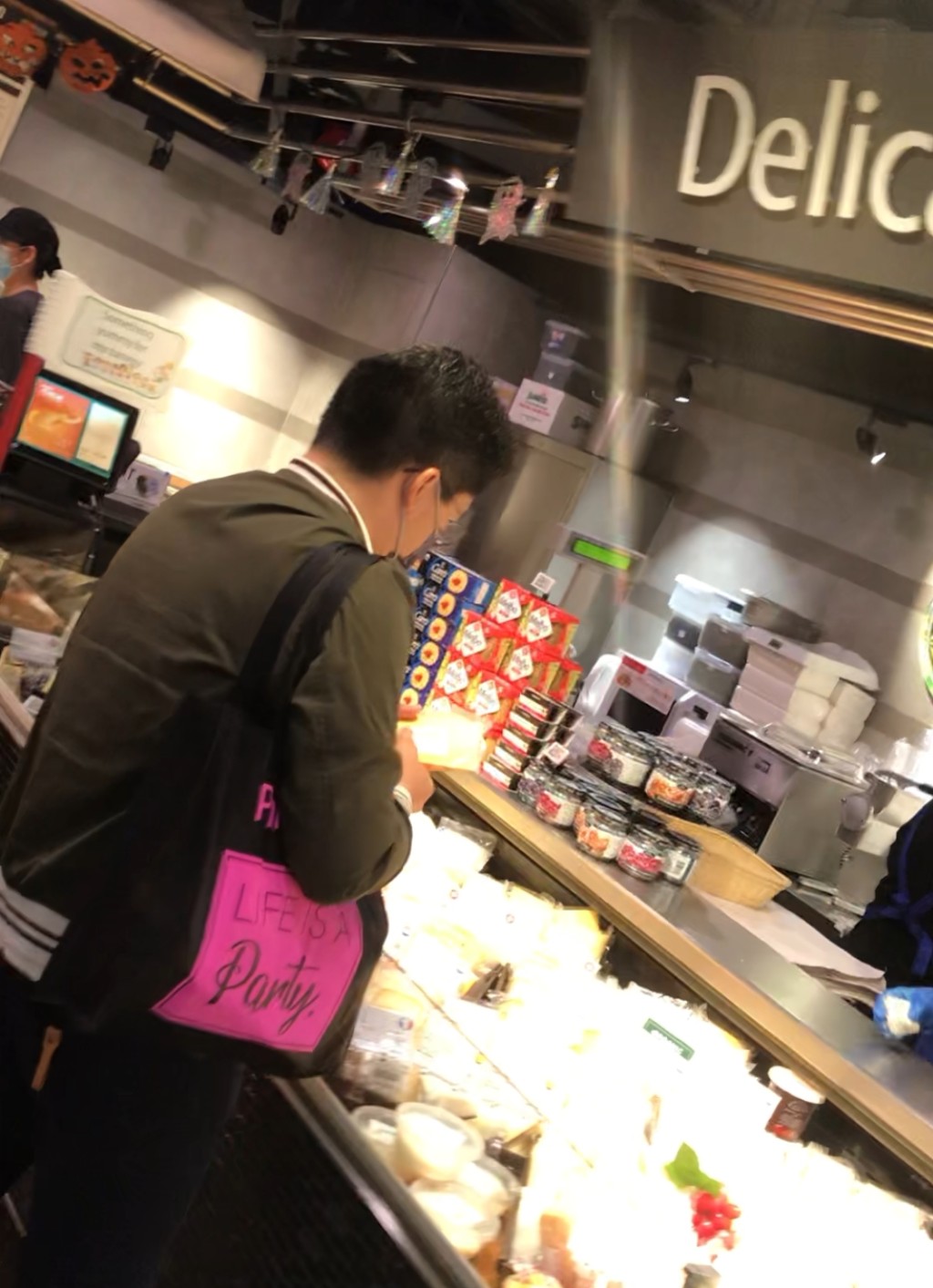 亦有芝士。