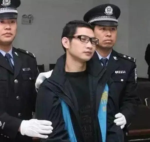 成瑞龍面對被判死刑竟面帶笑容。