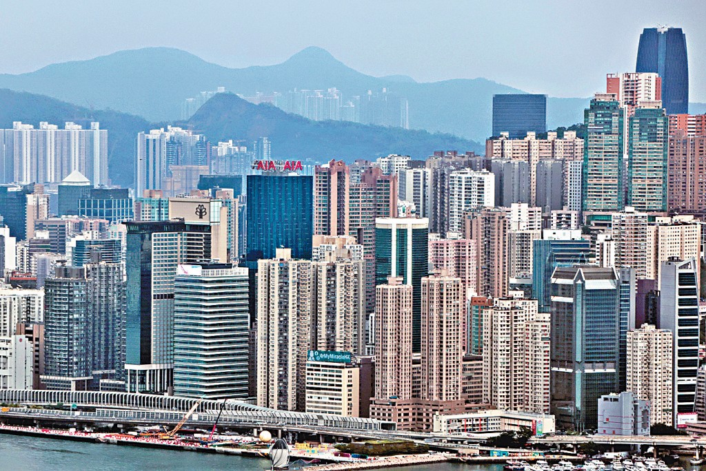 本港近期住宅樓價下跌，租金則不跌反升。