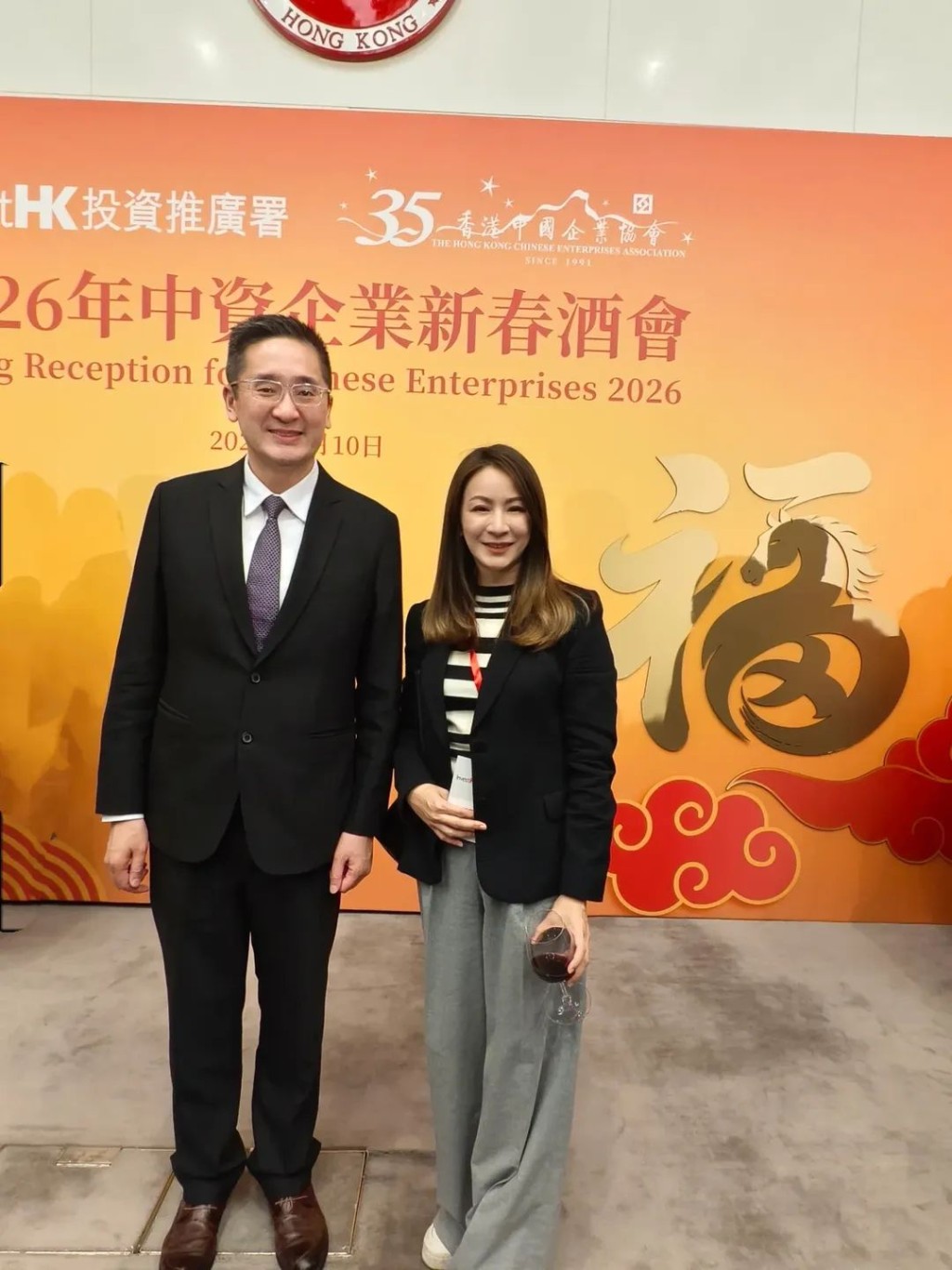 李焯寧在會場內與嘉賓交流。