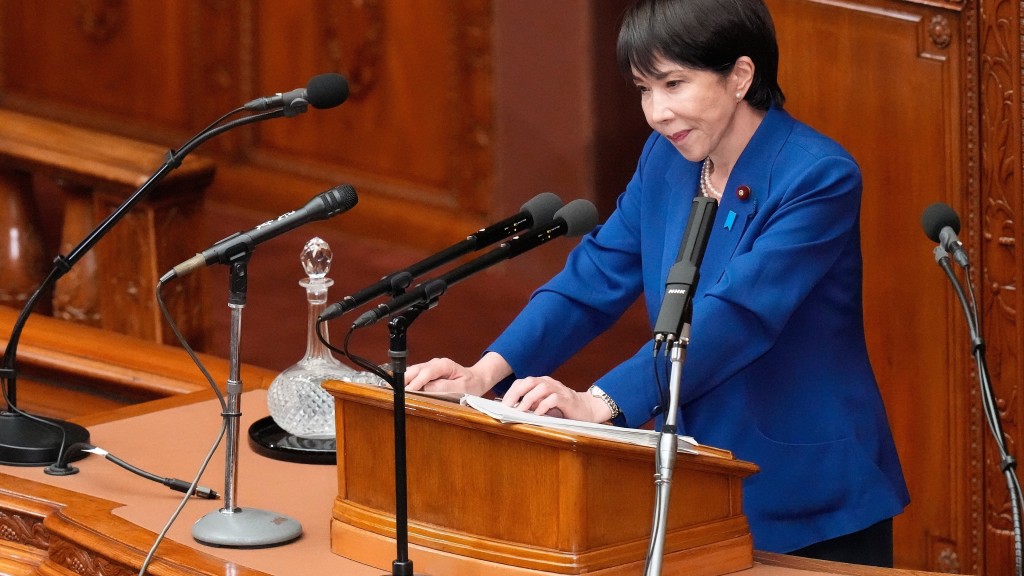 在众院全体会议上，高市早苗首次发表施政演说。 美联社