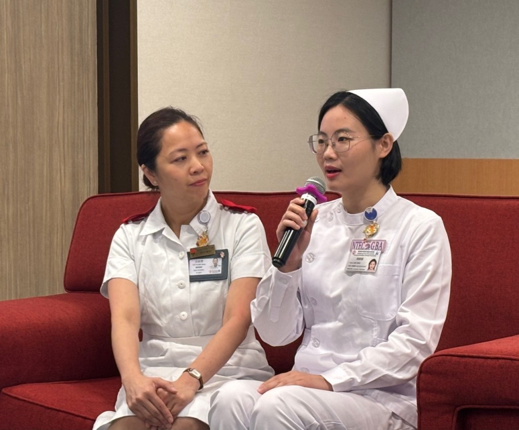 局方斥「搶飯碗」論不負責任,指長期聘用的有限度註冊非本地培訓護士不足30人。 局方斥「搶飯碗」論不負責任,指長期聘用的有限度註冊非本地培訓護士不足30人。