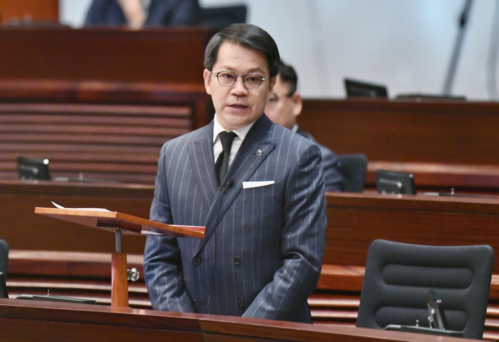 行會成員、民建聯陳克勤表示,秘書處現有資源僅足夠支援十個小組。資料圖片 行會成員、民建聯陳克勤表示,秘書處現有資源僅足夠支援十個小組。資料圖片