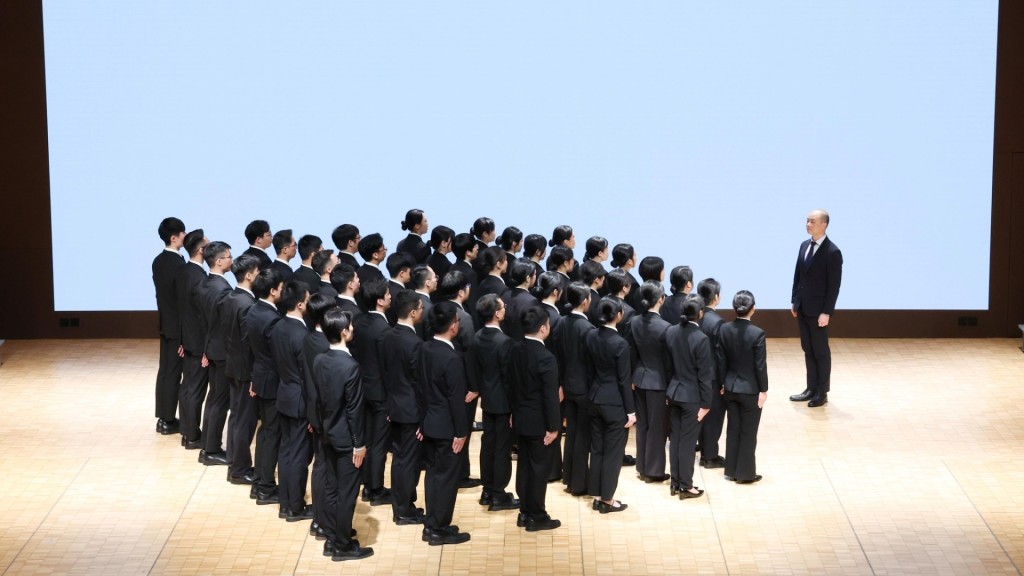 新一批完成「反貪專業文憑｣入職課程的46名學員昨日出席結業典禮。廉署fb圖片