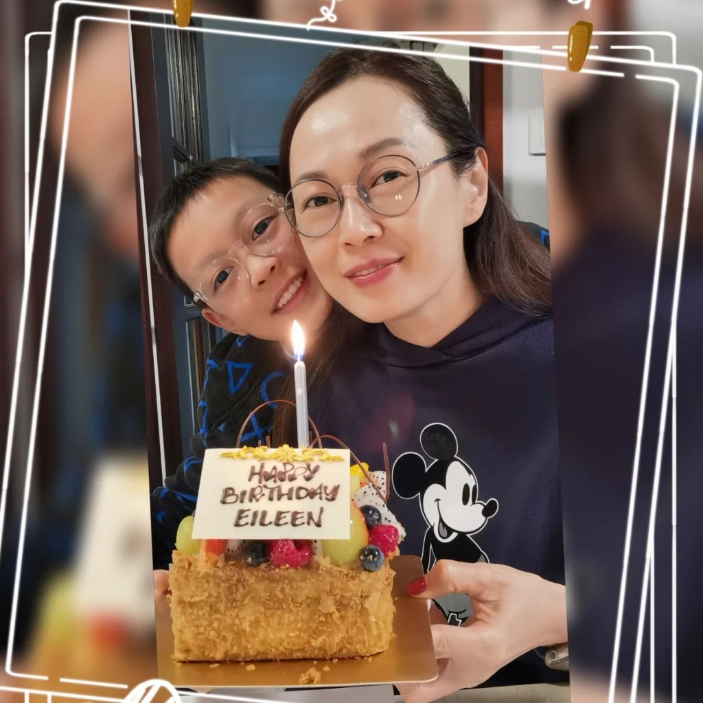 姚莹莹今年1月4日，52岁生日，也是跟儿子庆祝。