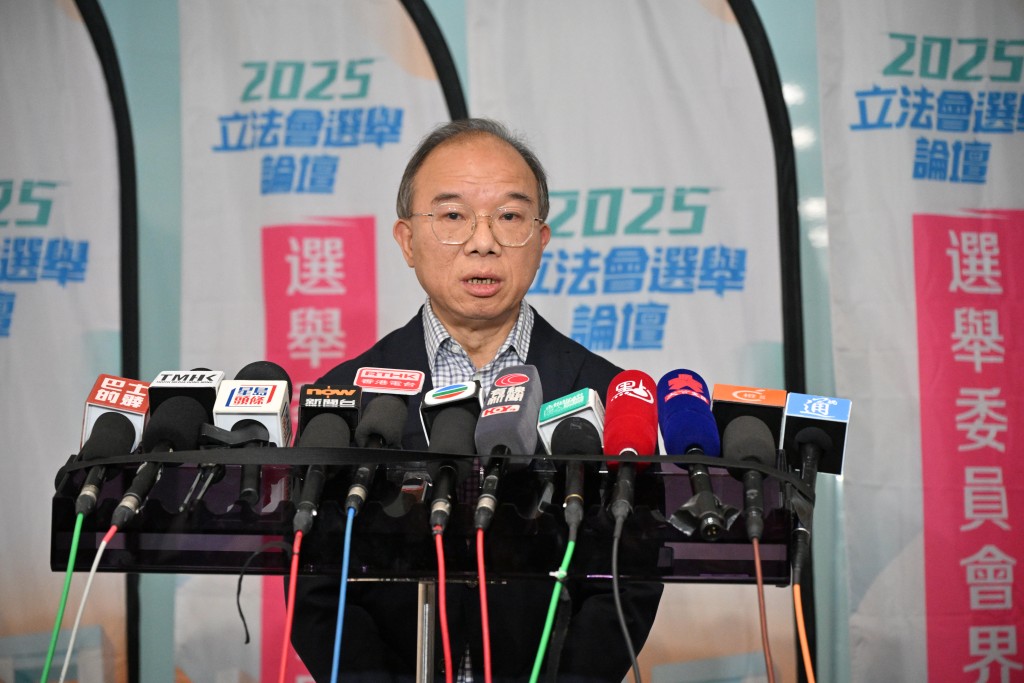 政制及內地事務局局長曾國衞表示,整體安排暢順,達致預期效果。 政制及內地事務局局長曾國衞表示,整體安排暢順,達致預期效果。