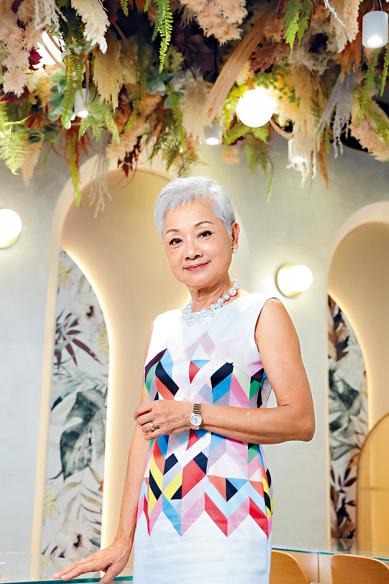 葉麗儀仍很喜歡唱歌,想一直唱下去。