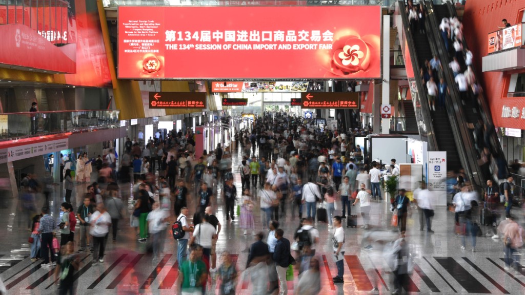 正在舉行的廣交會吸引5萬外商到來,其中「一帶一路」共建國家的採購商增幅最大。新華社