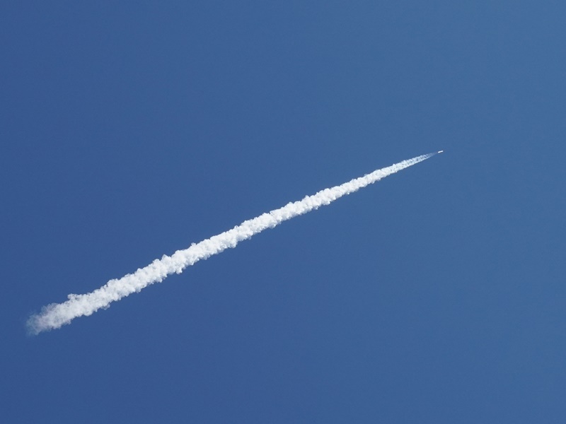 採取「一箭三星」的方式，成功將遙感三十五號3枚衛星發射升空。新華社