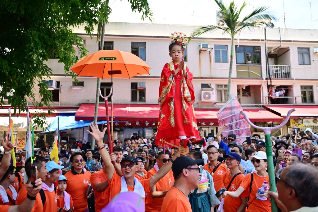 去年的飄色亦有以民間故事為題材。