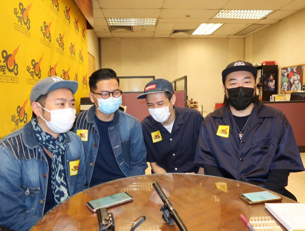 野佬原本打算年底開騷，但怕取消損失慘重所以未敢落實。