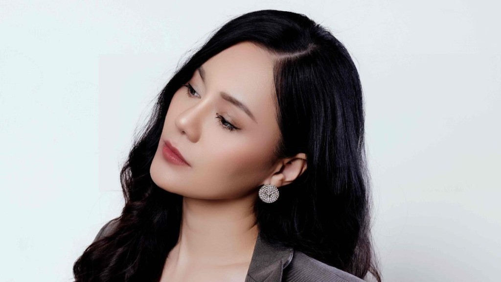 琳娜罕提8年苦戀,大爆前男友性愛成癮。 琳娜罕提8年苦戀,大爆前男友性愛成癮。
