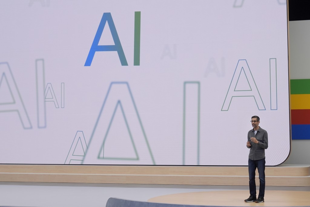 Google行政总裁皮查伊主持开发者大会。美联社