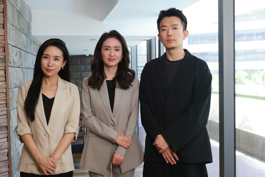 《八仙！》（左起）制片人曹林林、东方梦工厂总裁兼总监制应旭珺、导演兼编剧牟正洋受访，畅谈拍摄点滴。