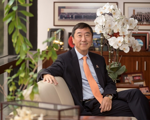 沈祖堯過檔星洲任醫學院院長,強調「香港永遠是深愛的家」。