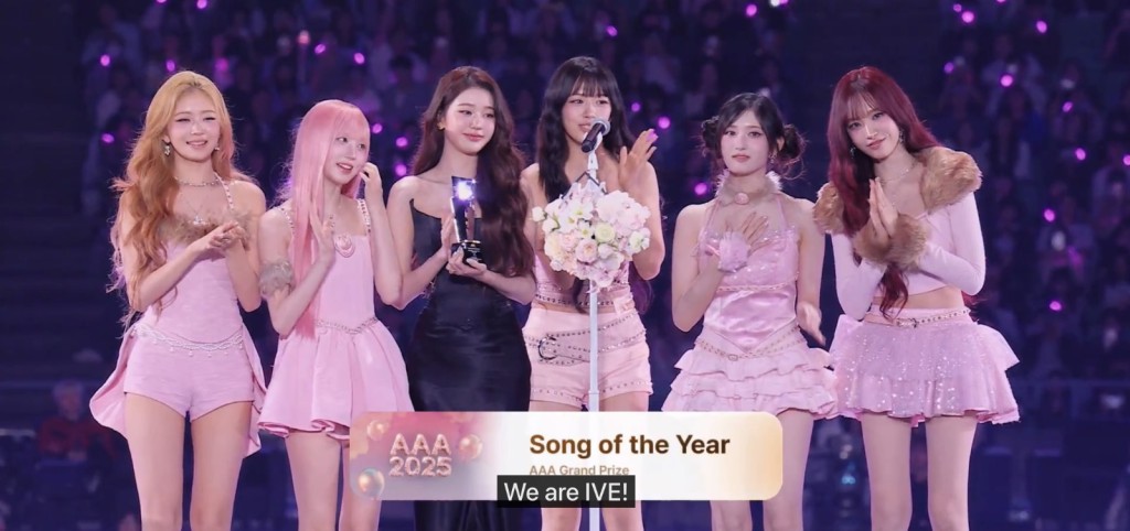 IVE的歌曲《REBEL HEART》獲封年度歌曲。（微博圖片）