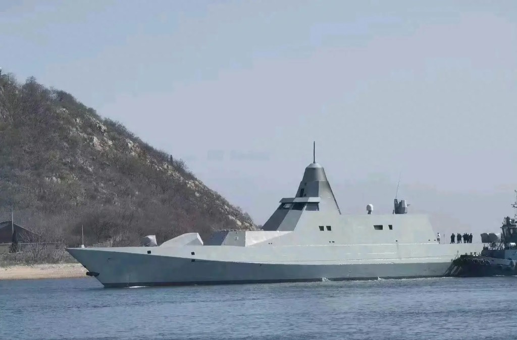 解放軍新隱形護衛艦，外形酷似瑞典的維斯堡級護衛艦。網圖