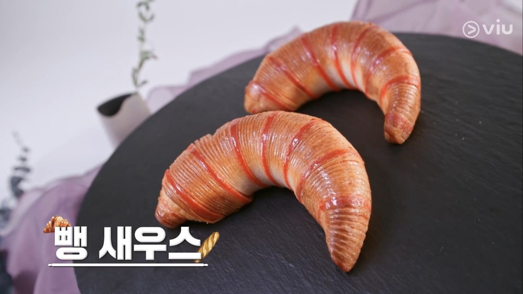 金時燁在第三輪比賽中，將麵包做成蝦子造型，獲得評審一致好評。