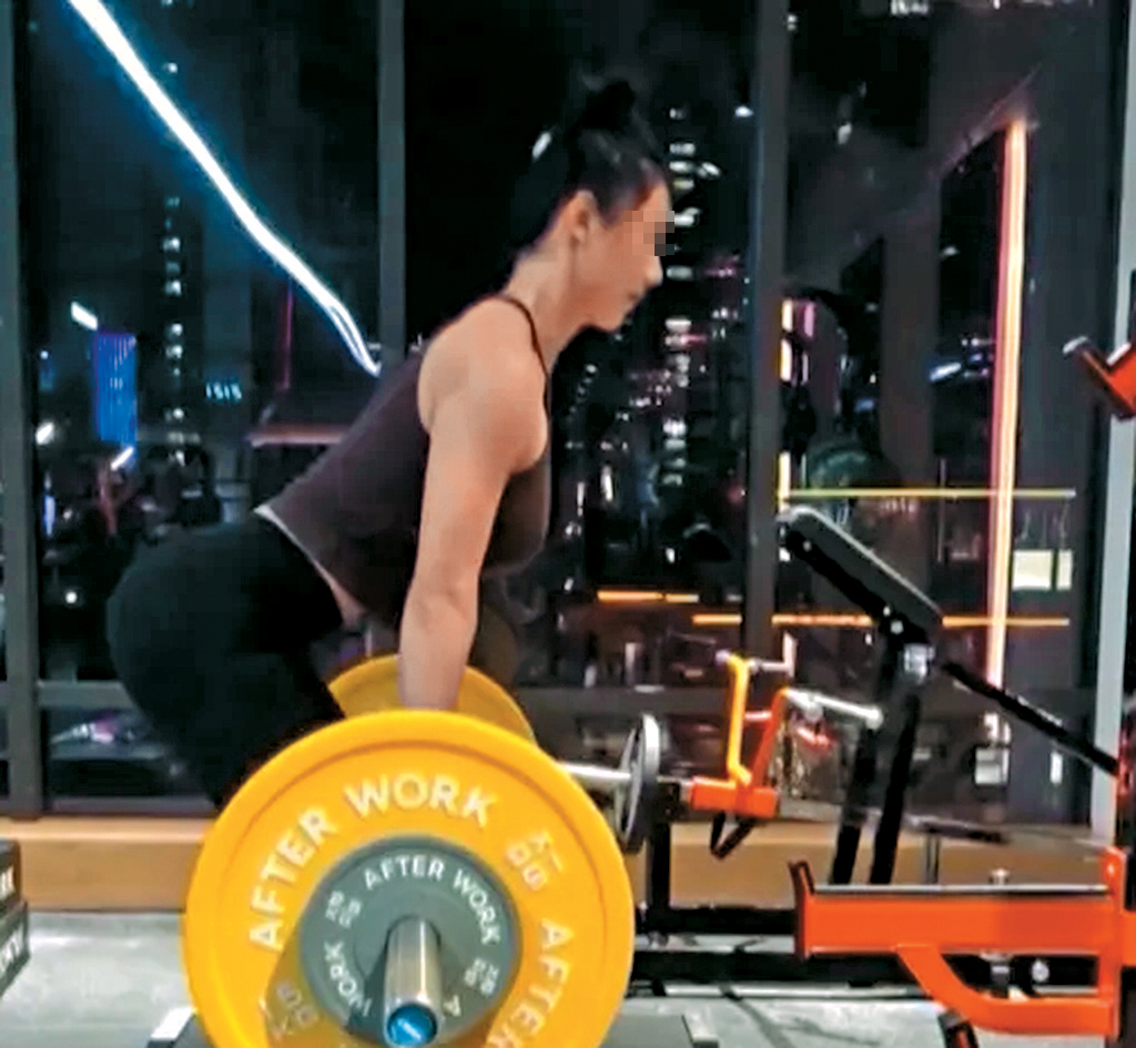 女事主小陳是健身愛好者，在教練誘導下注射「增肌針」。