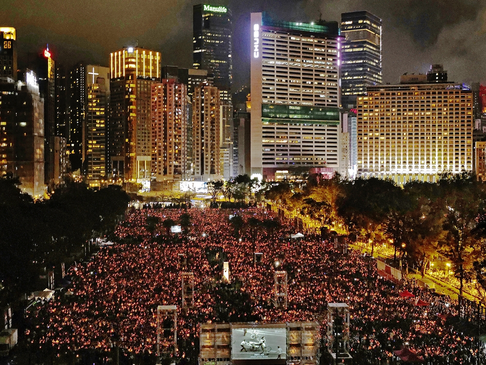 這37年間，香港經歷了兩場影響深遠的群眾運動，它們是1989年的六四和2019年的反修例。AP圖片