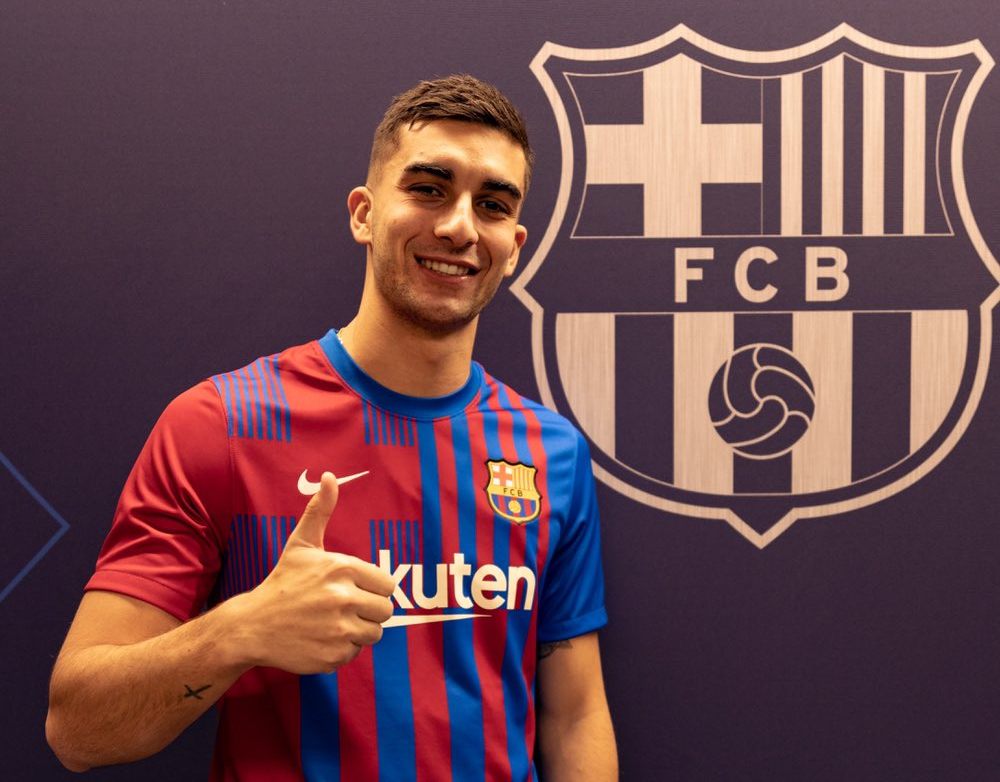 費倫托利斯正式轉投巴塞。 巴塞隆拿官方圖片