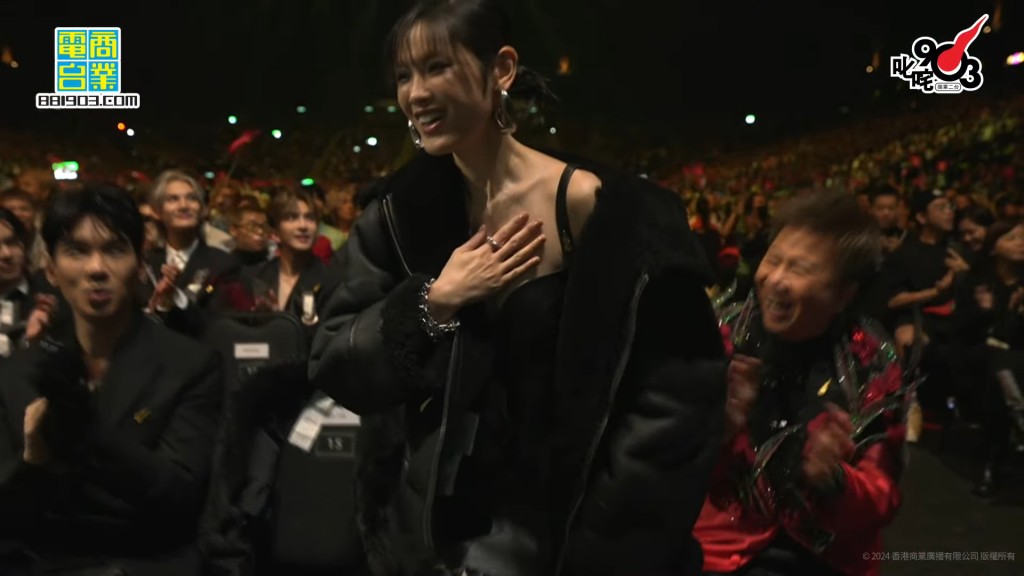 陈蕾夺得「叱咤乐坛女歌手」金奖。