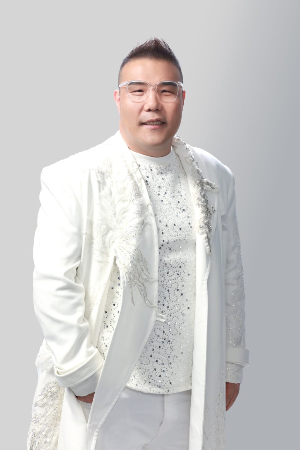 劉洋與病童同行。 劉洋與病童同行。