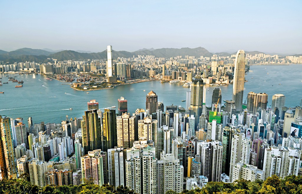 政府在1984年后再次转拨外汇基金，两年内转拨1500亿元到库房，转投北部都会区发展。