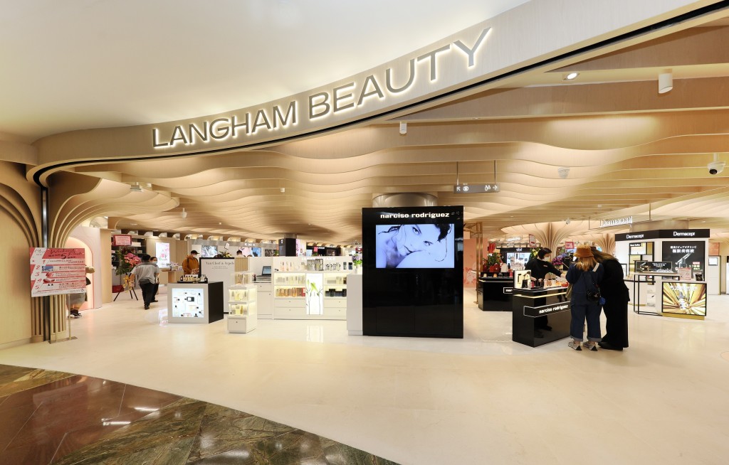  LANGHAM BEAUTY提供一站式與多元化購物體驗。