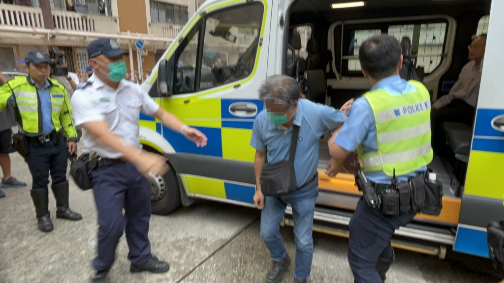 中電電動車的司機協助警方調查。